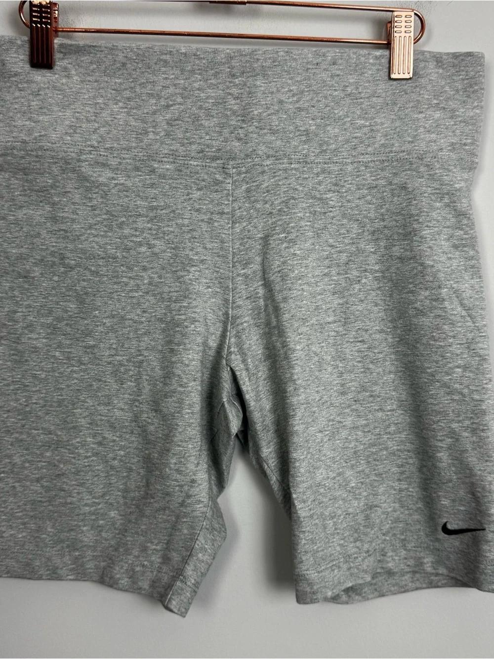 NIKE | Light Gray High-Waist Cotton Biker Shorts Embroidered Logo Women’s Size L